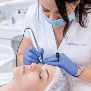 Nouveau Contour PMU specialist aan het werk